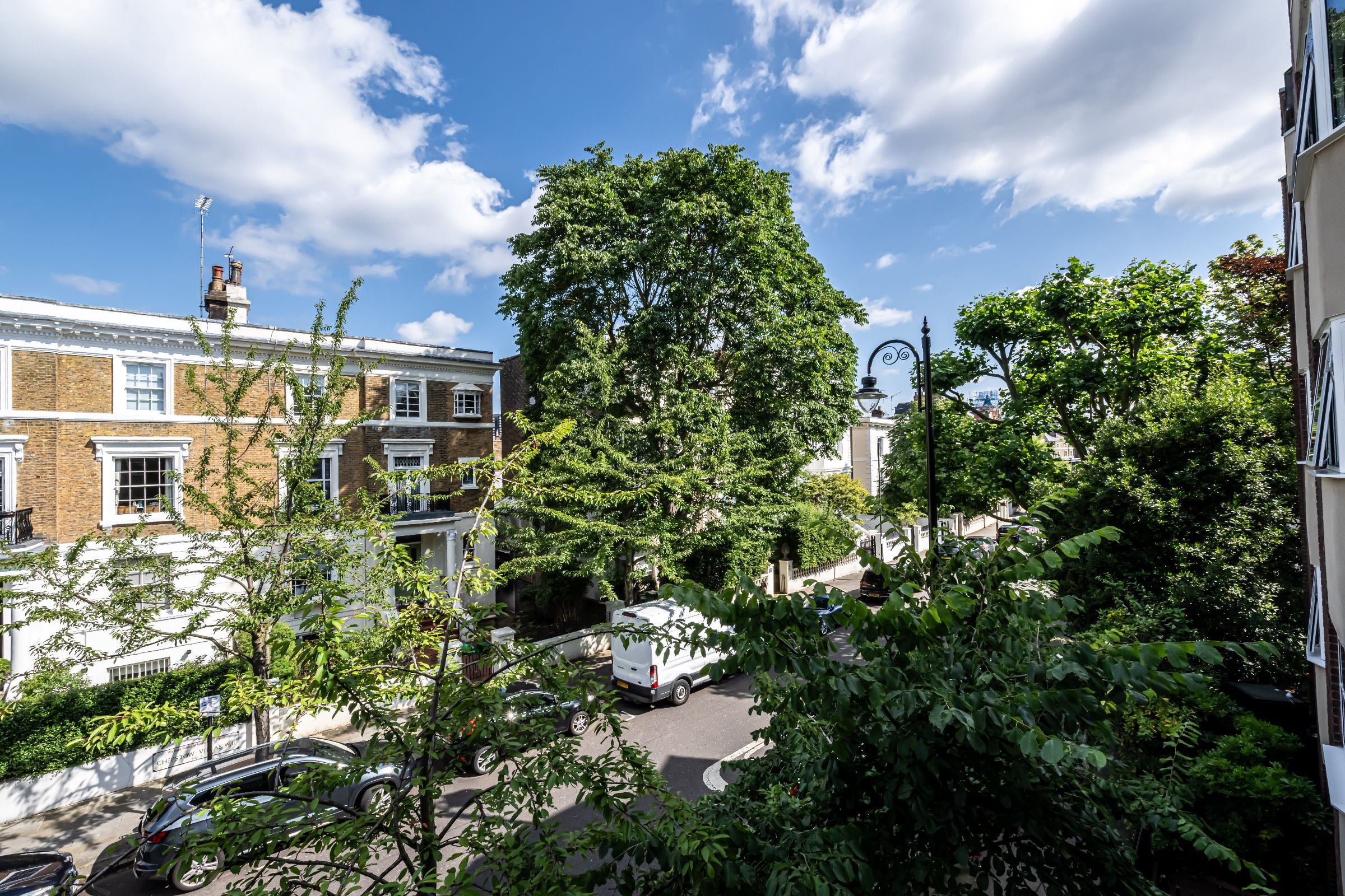 Flat Chepstow Villas in Greater London