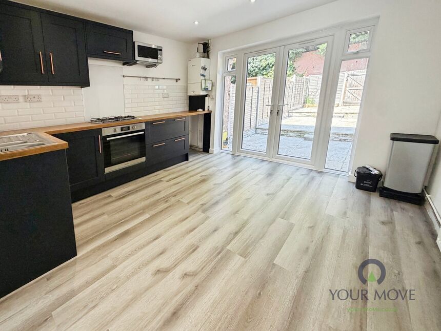 House Ardley Close in Dudley
