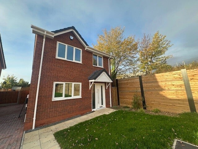 Flat Chester Road South in Wyre Forest