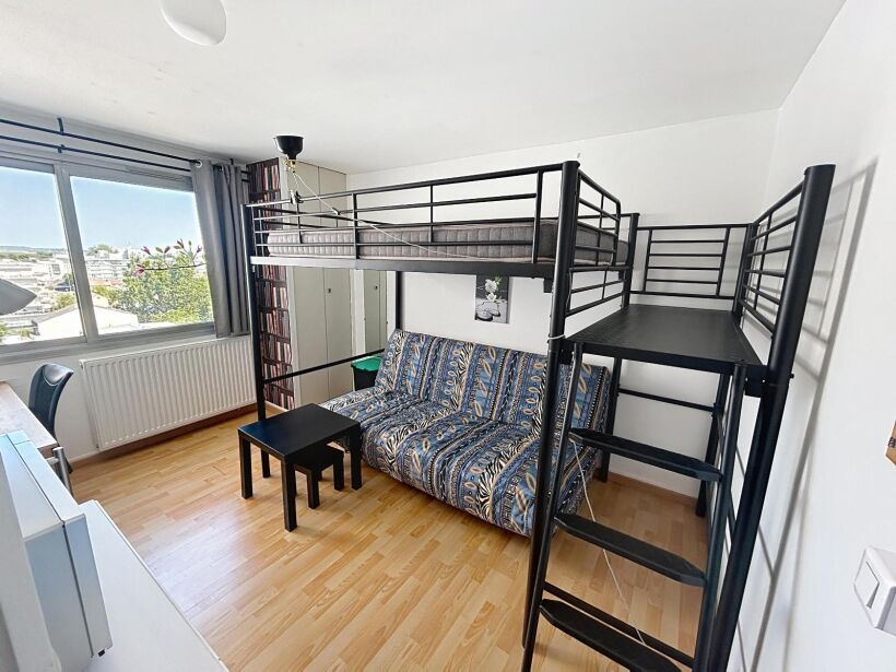 Appartement Place Drouet d'Erlon à Reims