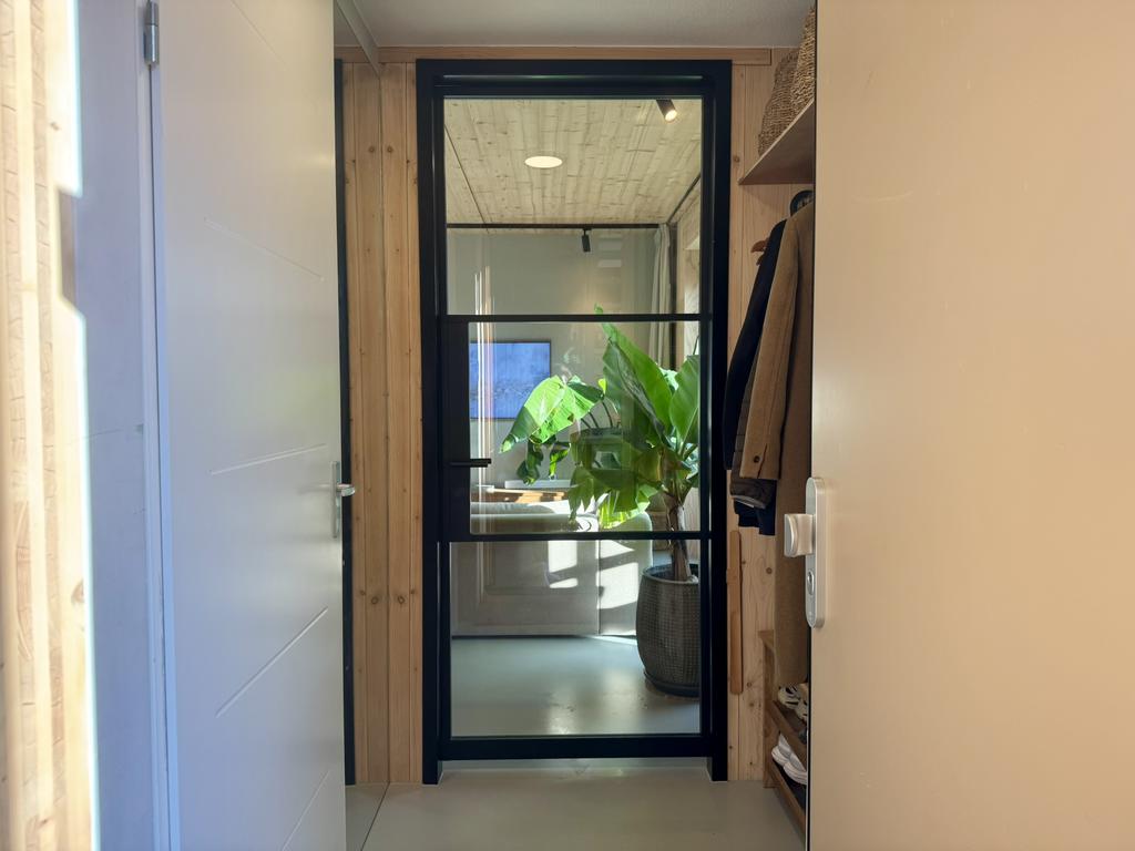 Appartement te huur: Cola Debrotstraat, Amsterdam