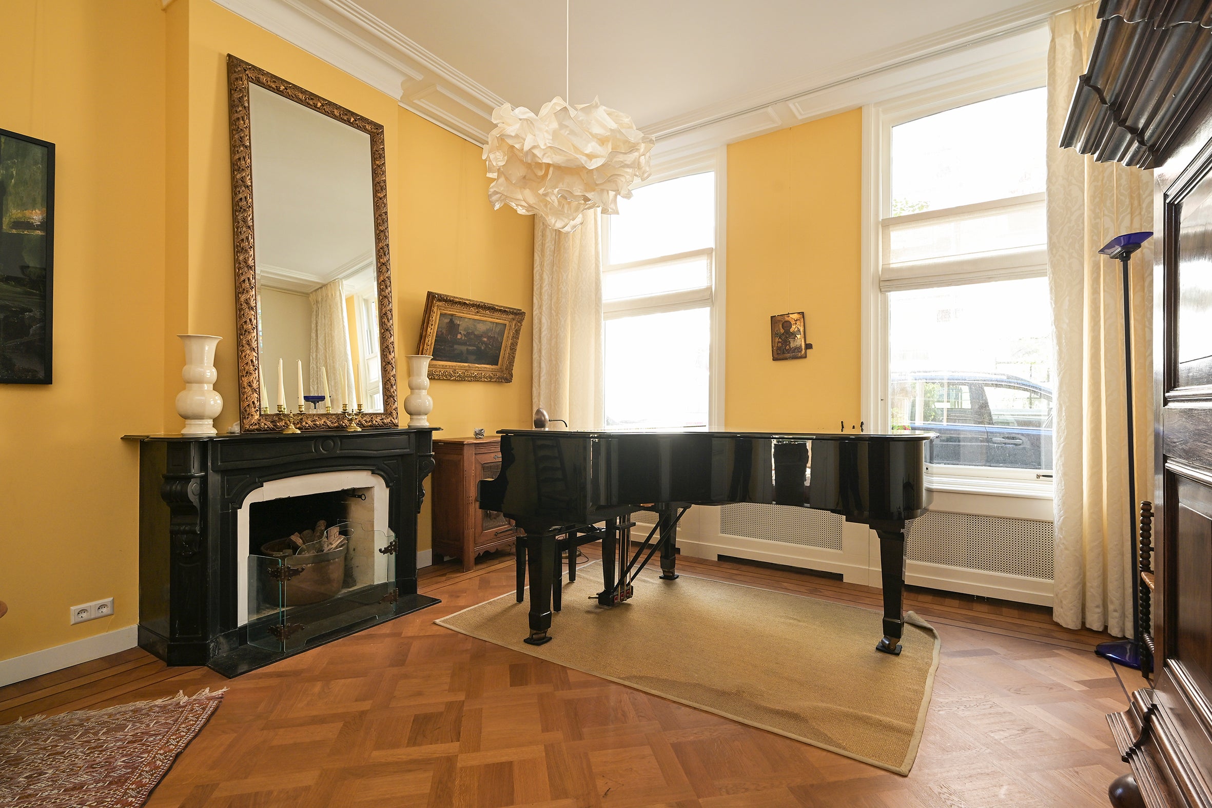 Tussenwoning te koop: Riouwstraat 135, 'S-Gravenhage