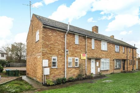 Flat Churchill Avenue in Aylesbury