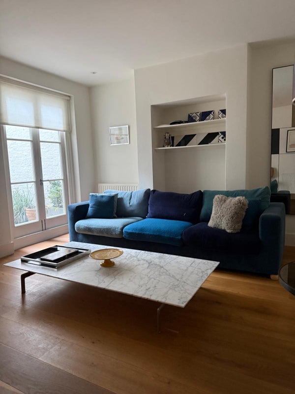 Flat Oakley Street in Greater London