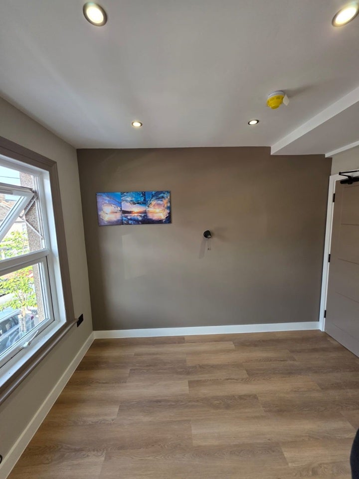 Room Cromer Road in Watford