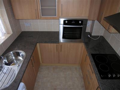 Flat Crosby Close in Wolverhampton