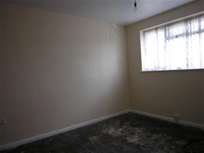 Flat Crosby Close in Wolverhampton