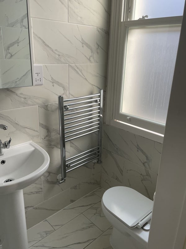Room Sulgrave Road in Greater London
