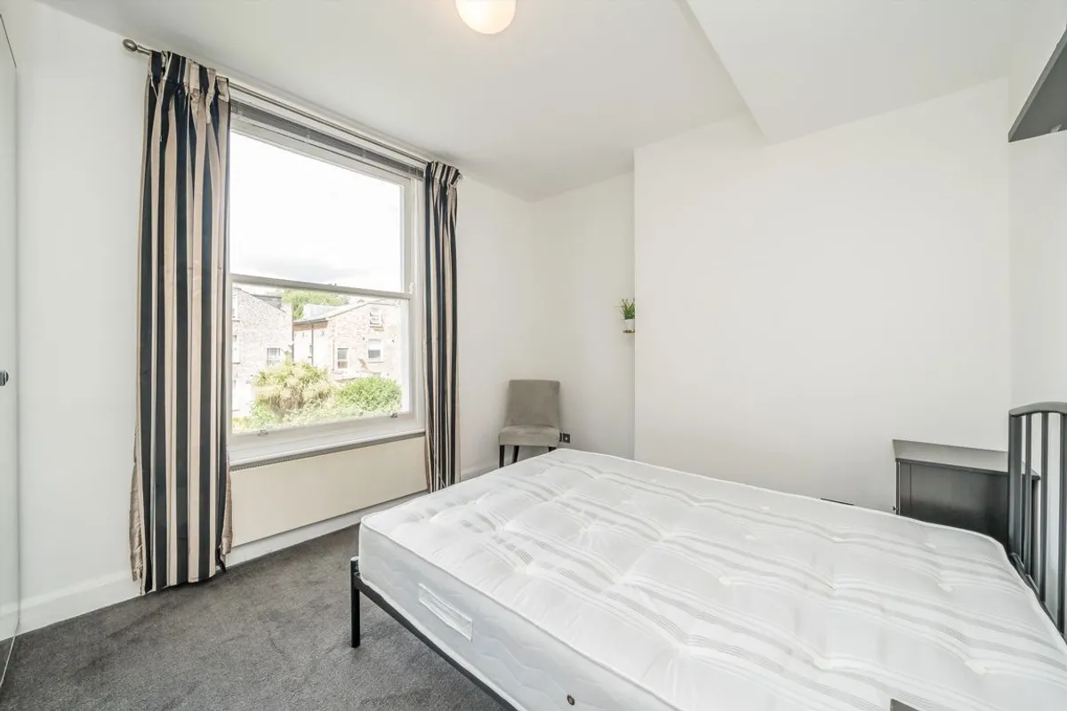 Flat Windsor Road in Greater London