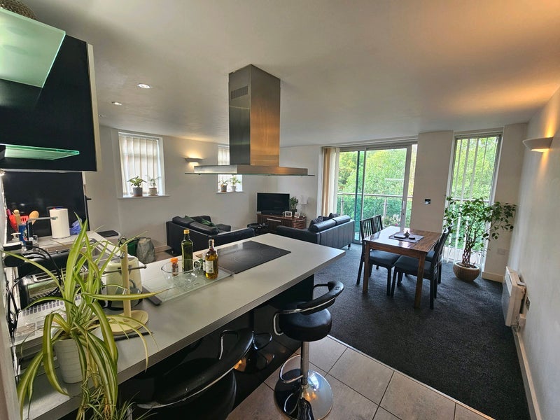 Room Palatine Road in Manchester