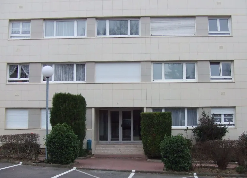 Room Résidence Jules Verne in Palaiseau