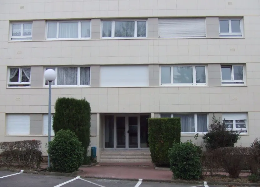 Room Résidence Jules Verne in Palaiseau