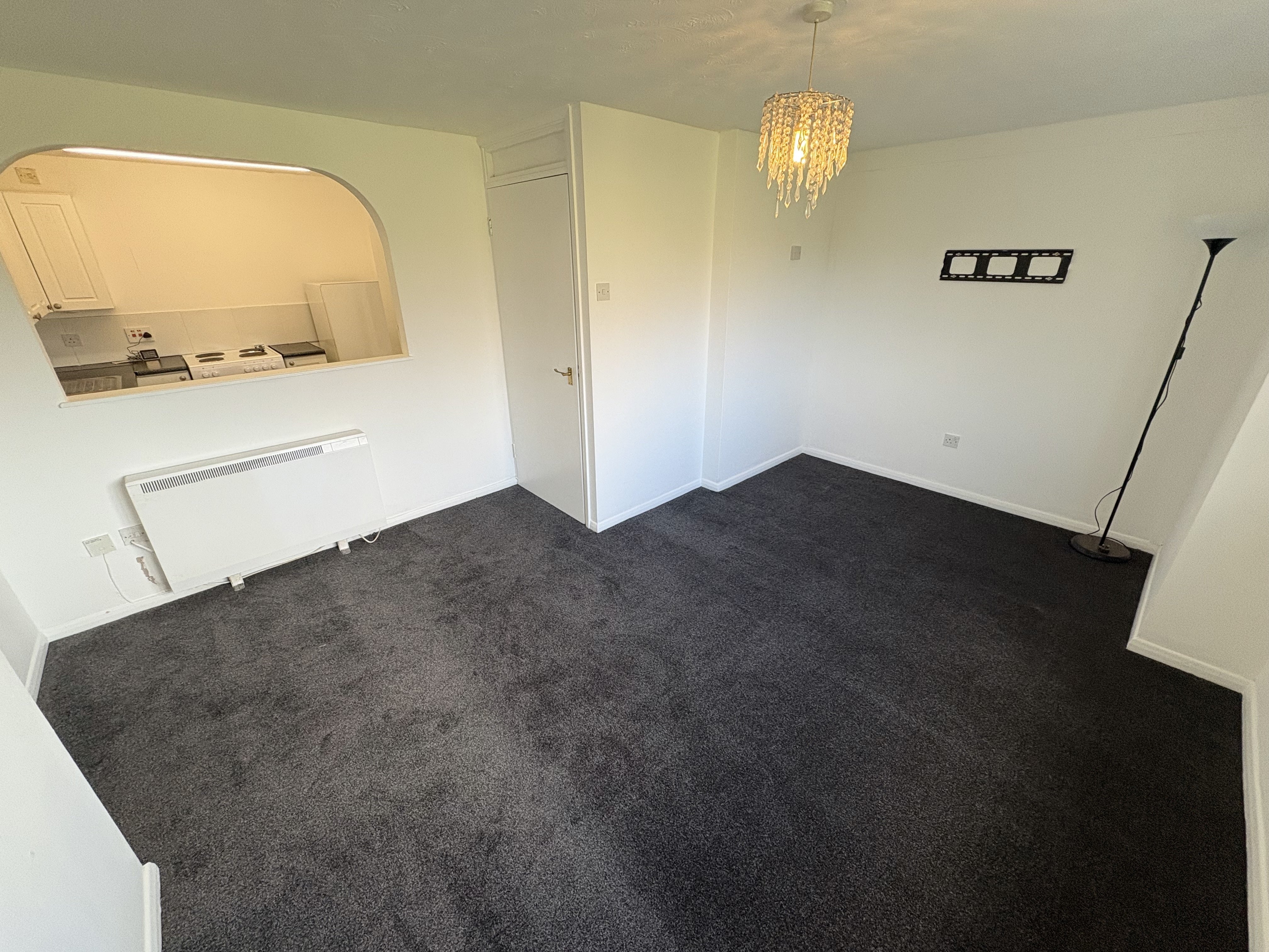 Flat Bishop Hannon Drive in Cardiff County