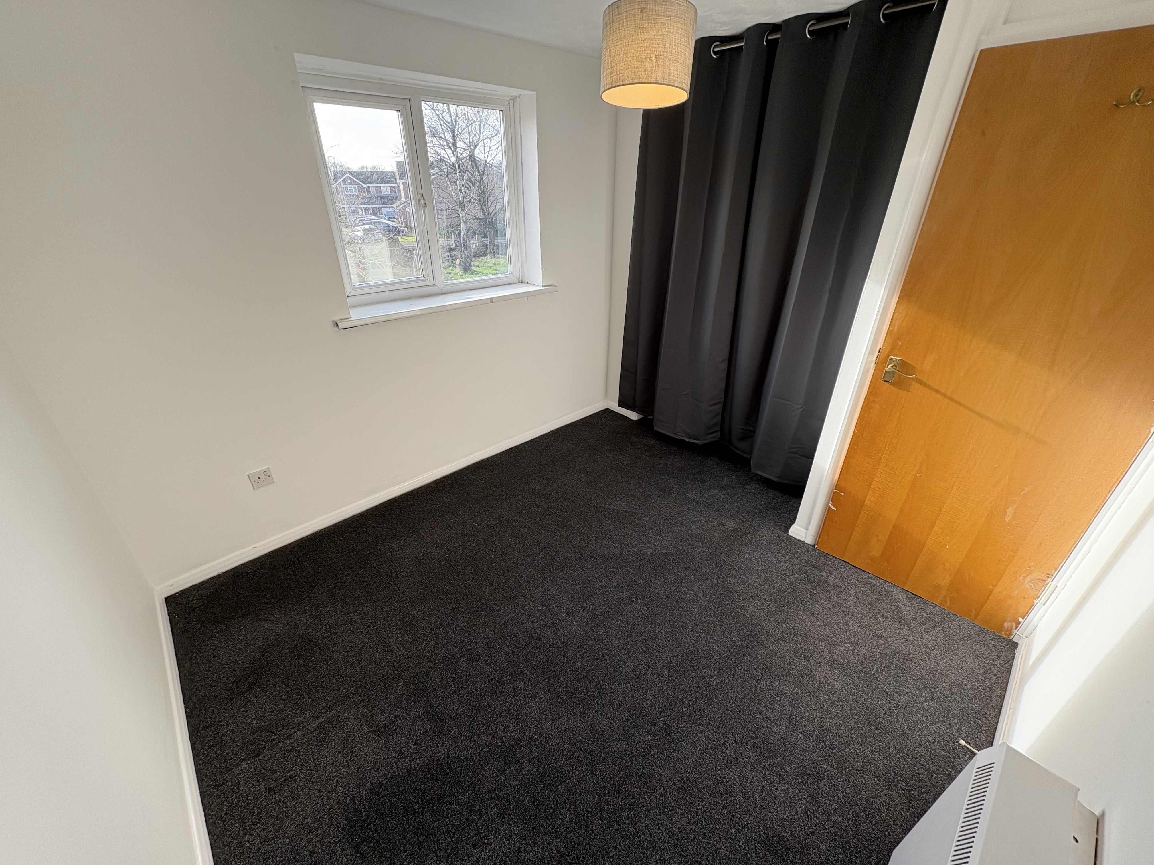 Flat Bishop Hannon Drive in Cardiff County