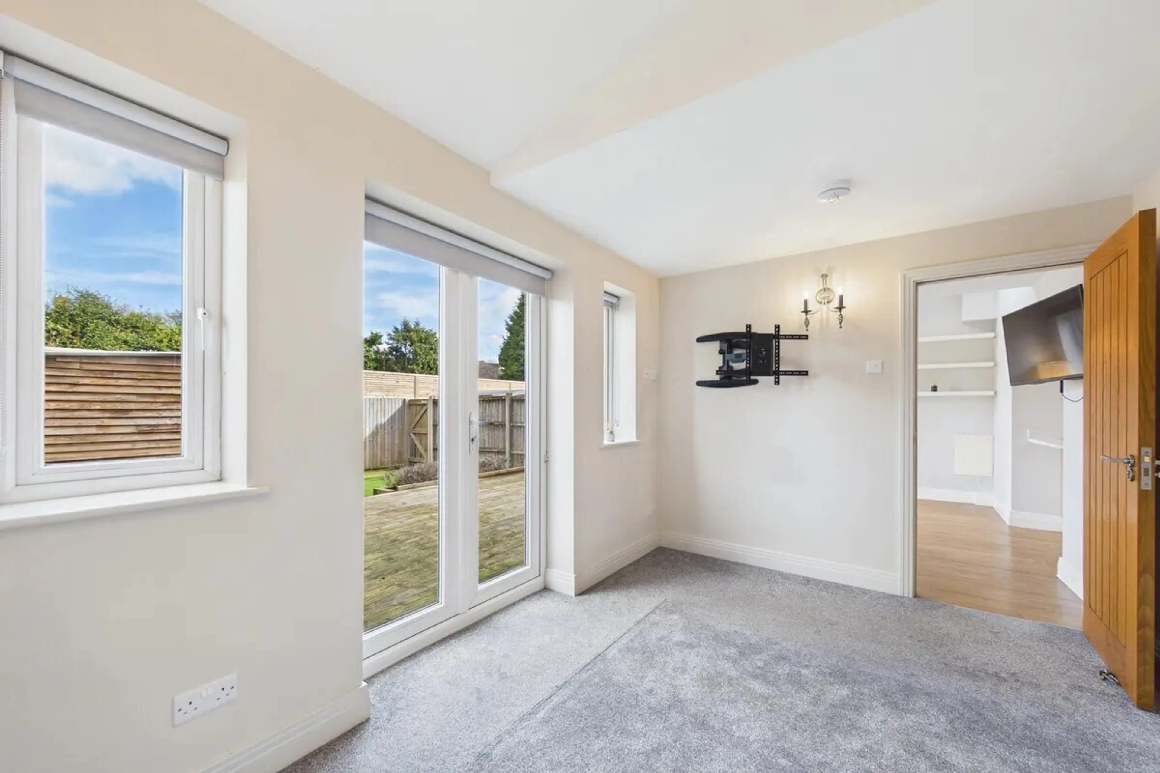 Room New Park Drive in Dacorum