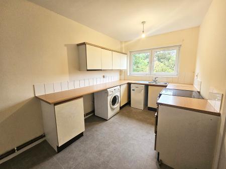 Flat Camborne Close in Northampton
