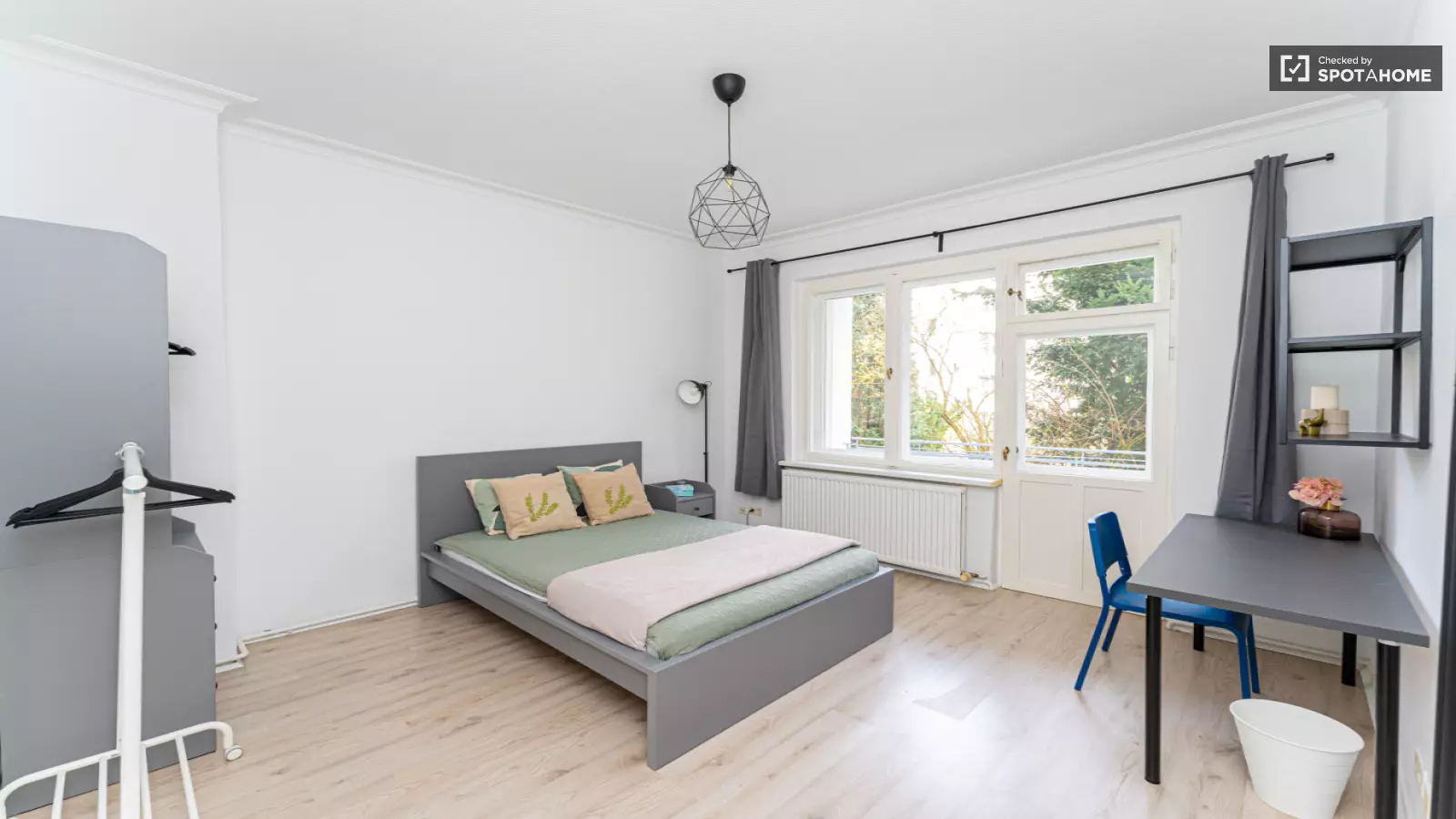 Wohnung Reichsstraße in Berlin