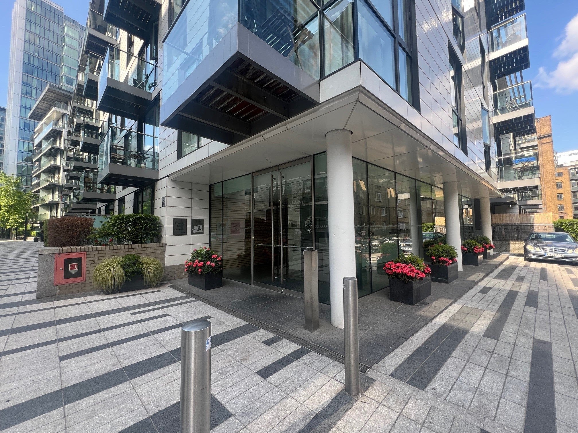 Flat Bridle Mews in Greater London