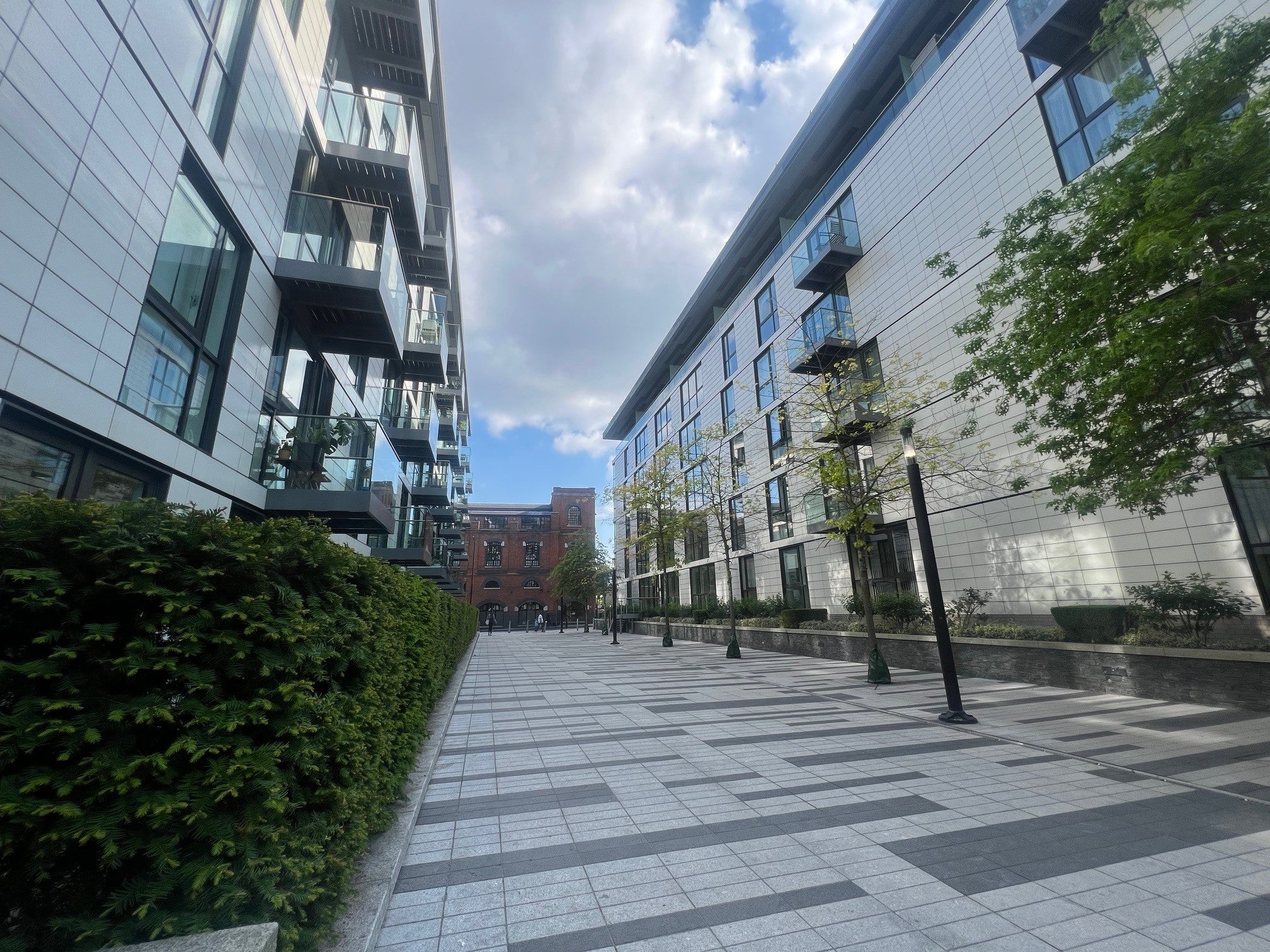 Flat Bridle Mews in Greater London