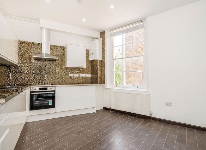 Flat Charlwood Street in City of Westminster