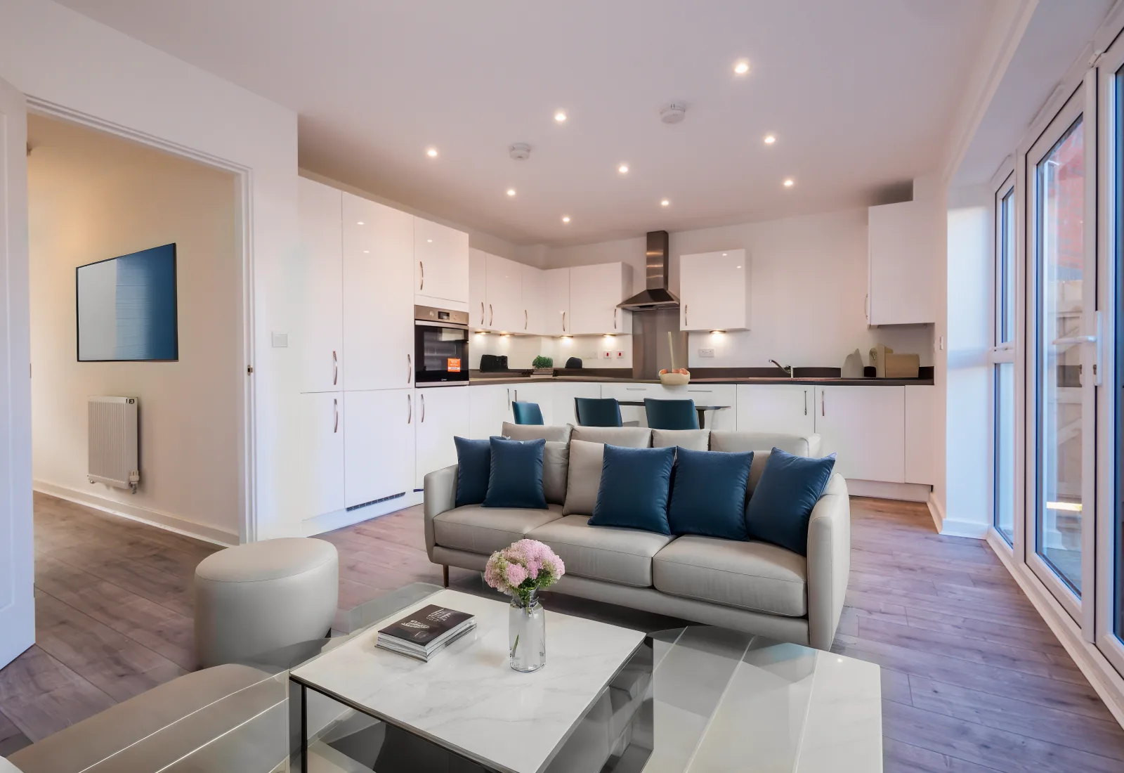House Six Acres Close in Taunton