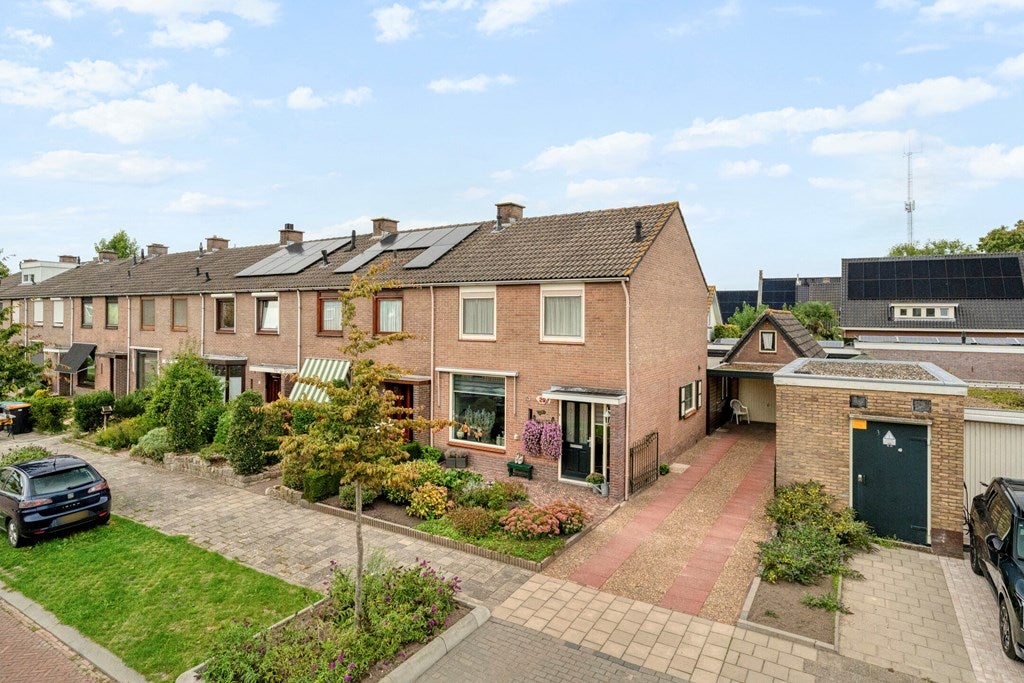 Huis Oude Bocht 29 in Bunschoten-Spakenburg