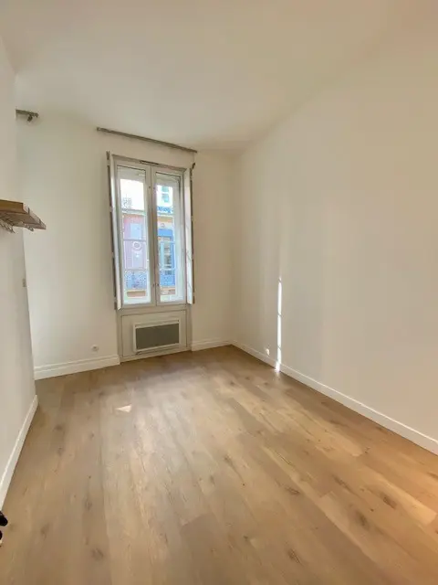 Flat Rue Jean-Antoine Romiguières in Toulouse