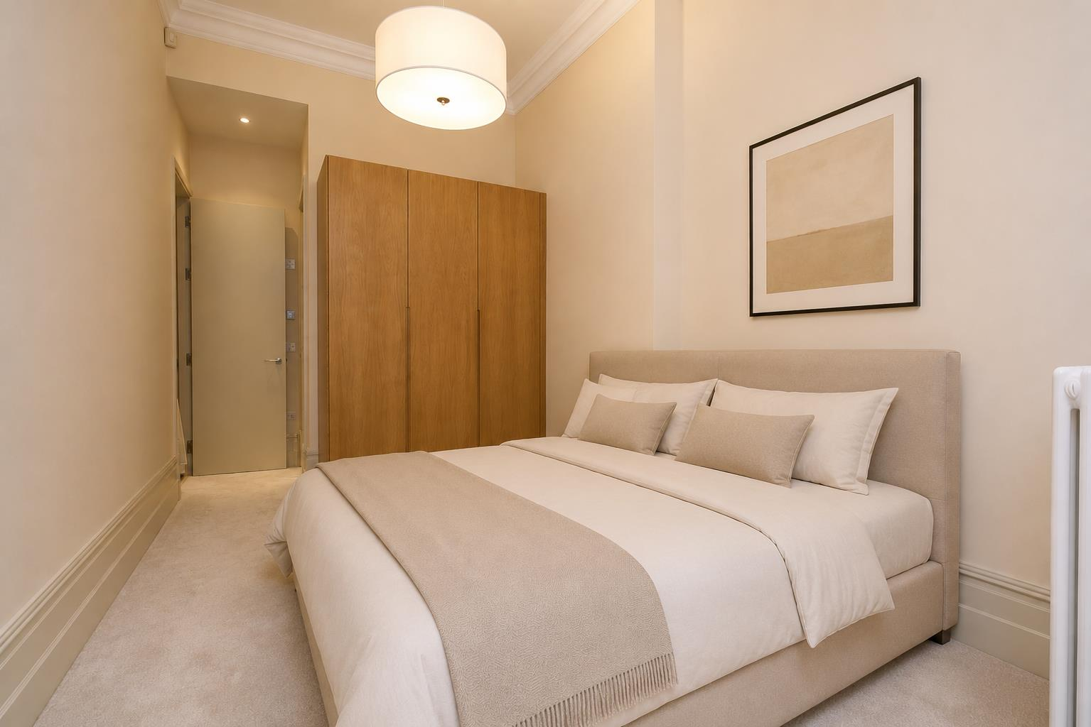 Flat Pont Street in Greater London