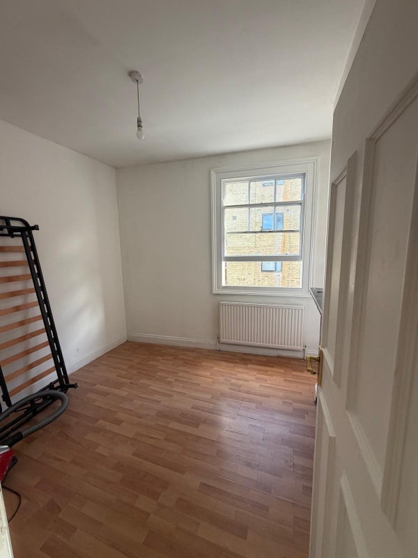 Room London Lane in Greater London