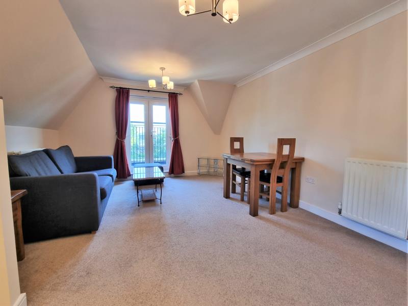 Flat The Cedars in Guildford