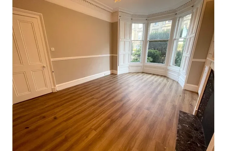 Flat Comely Bank Avenue in City of Edinburgh