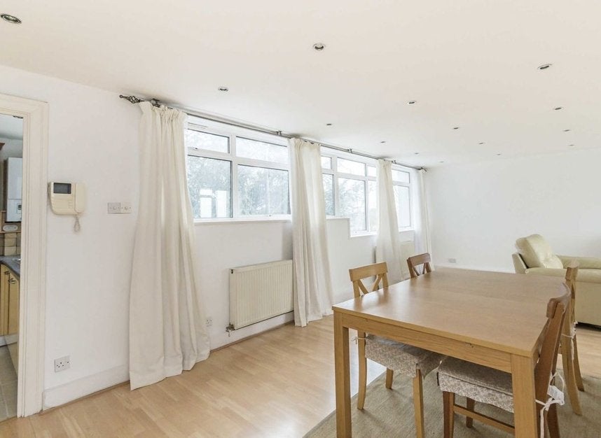 Flat Heronsforde in Greater London