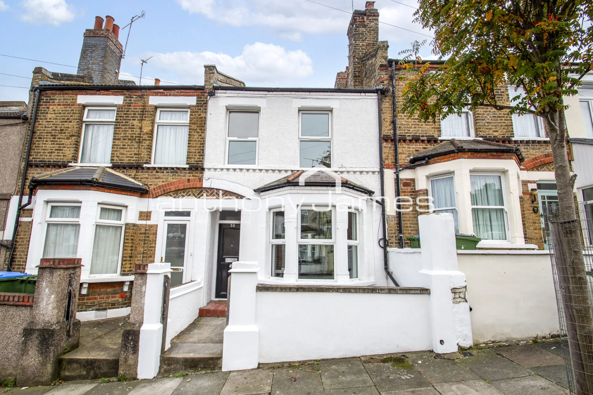 House Coxwell Road in Greater London