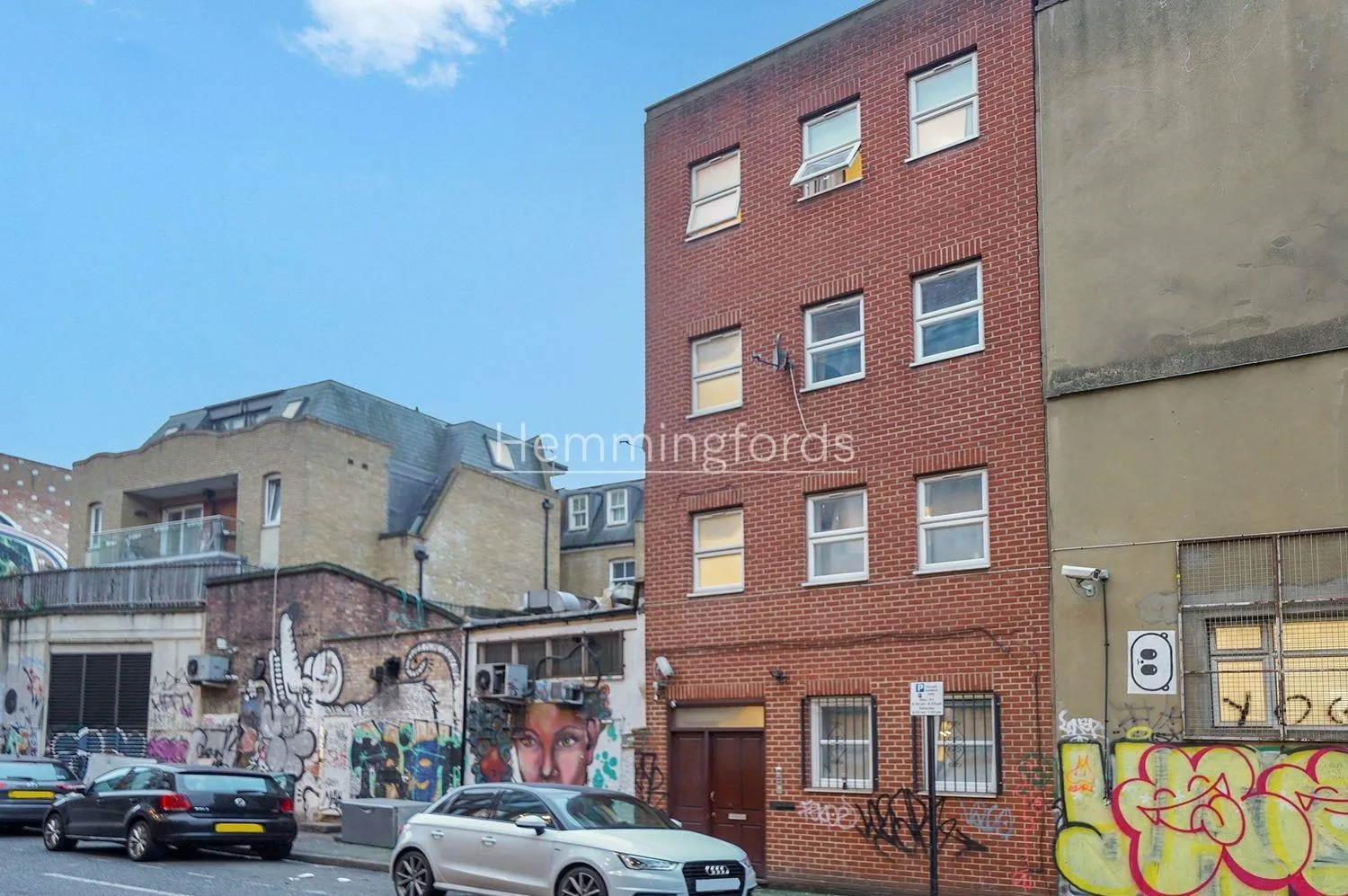 Flat Kingsland Road in Greater London