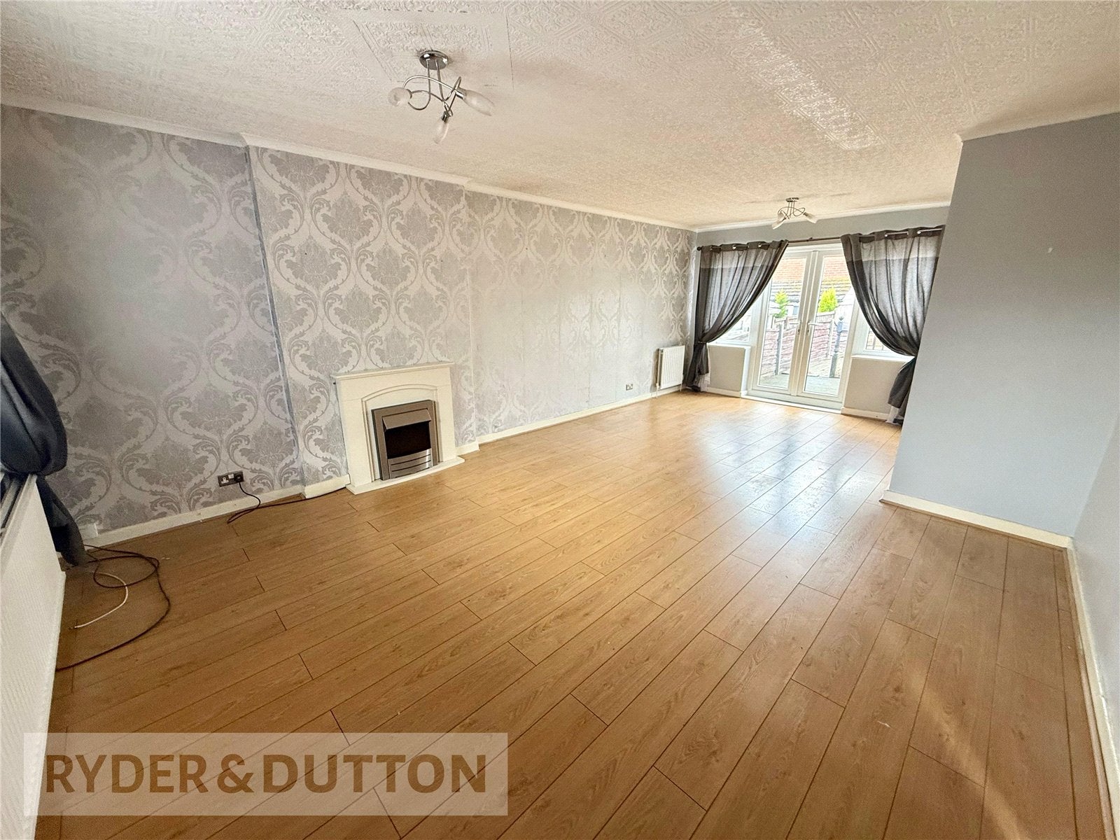 House Bucklow Close in Shaw