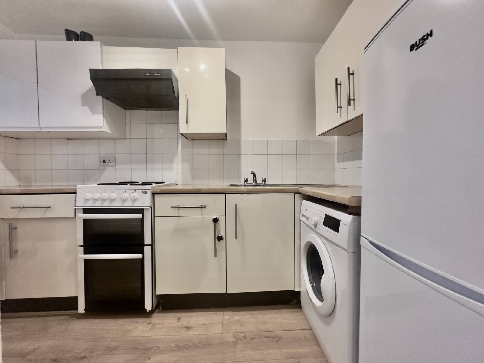 Flat Coleridge Way in Greater London