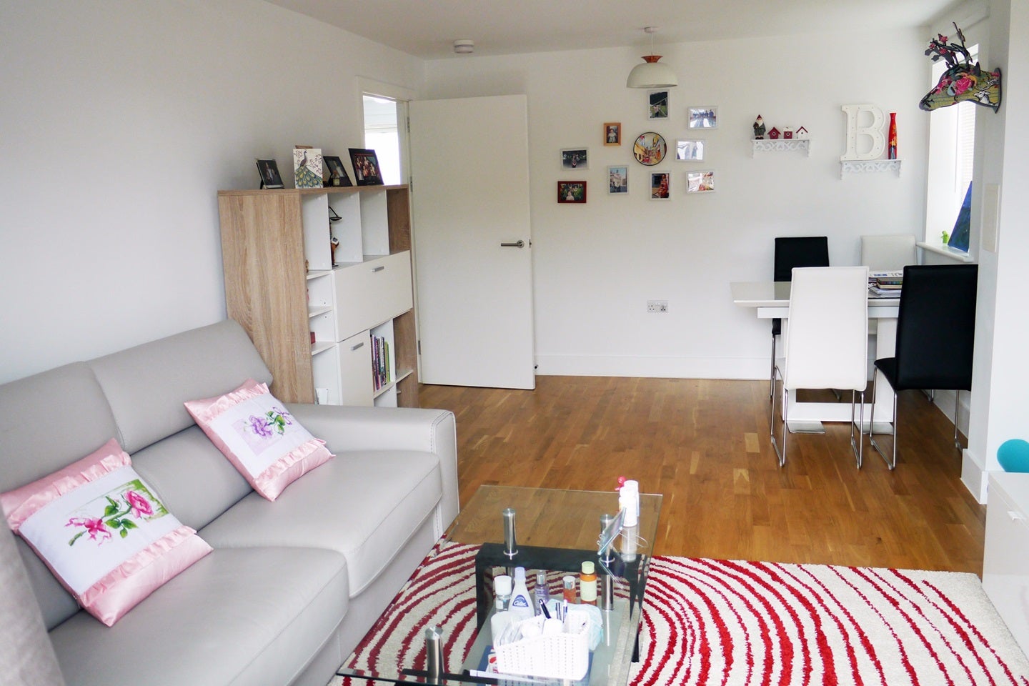 Flat Tiller Road in Greater London