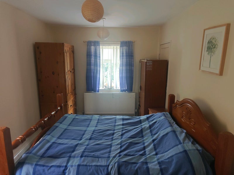 Room Vicarage Close in Salford