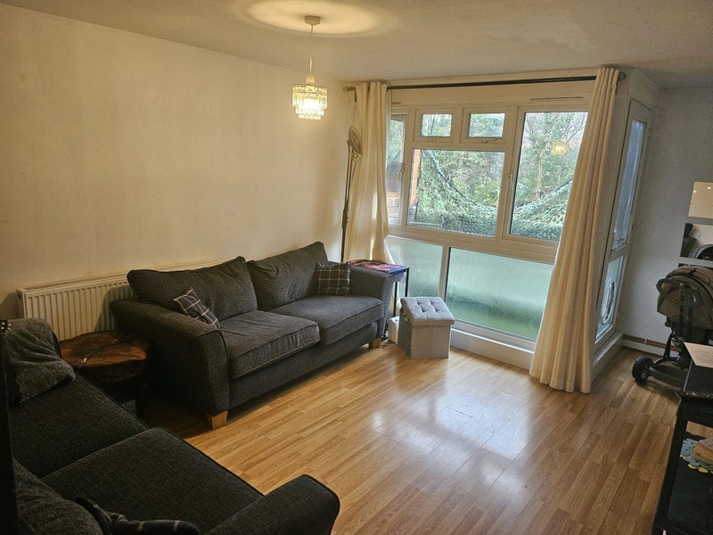 Room Paringdon Road in Harlow
