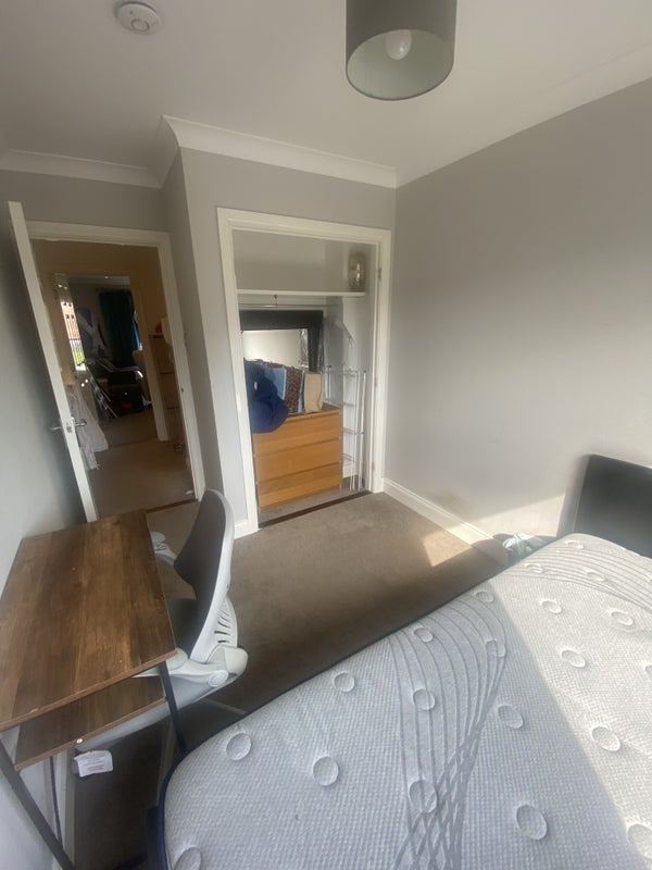 Room Ferry Road in Glasgow