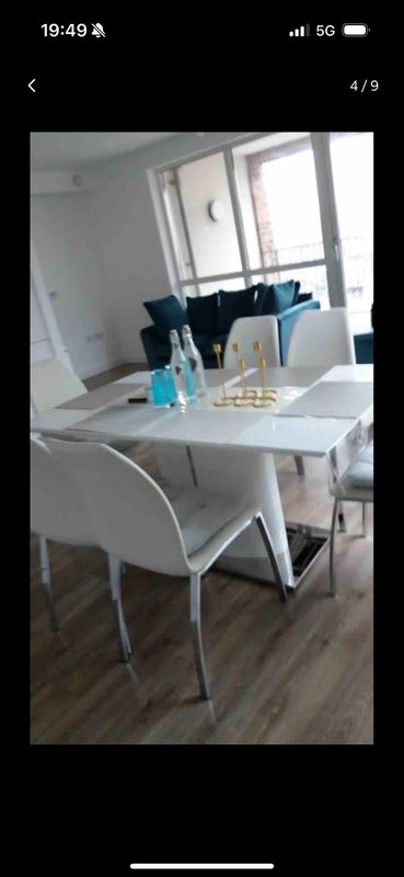 Room Silvertown Square in Greater London