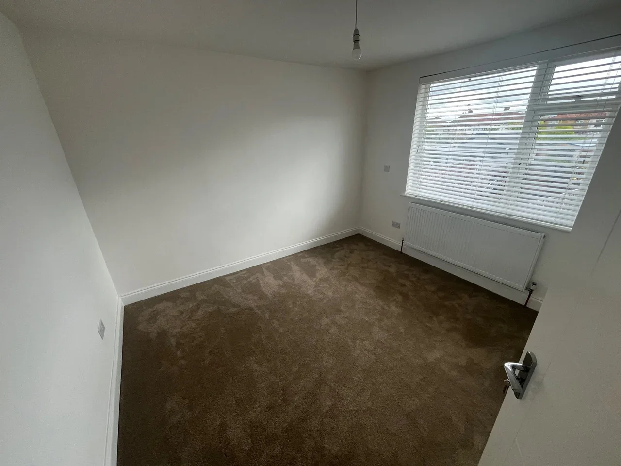 Room Denecroft Crescent in Greater London