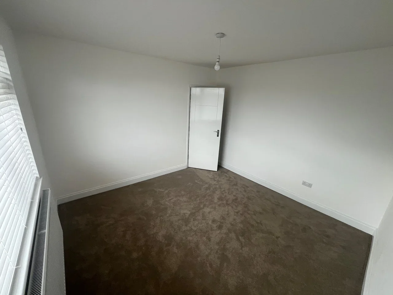 Room Denecroft Crescent in Greater London