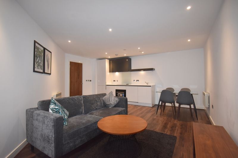 Flat Wesley Walk in Basingstoke and Deane