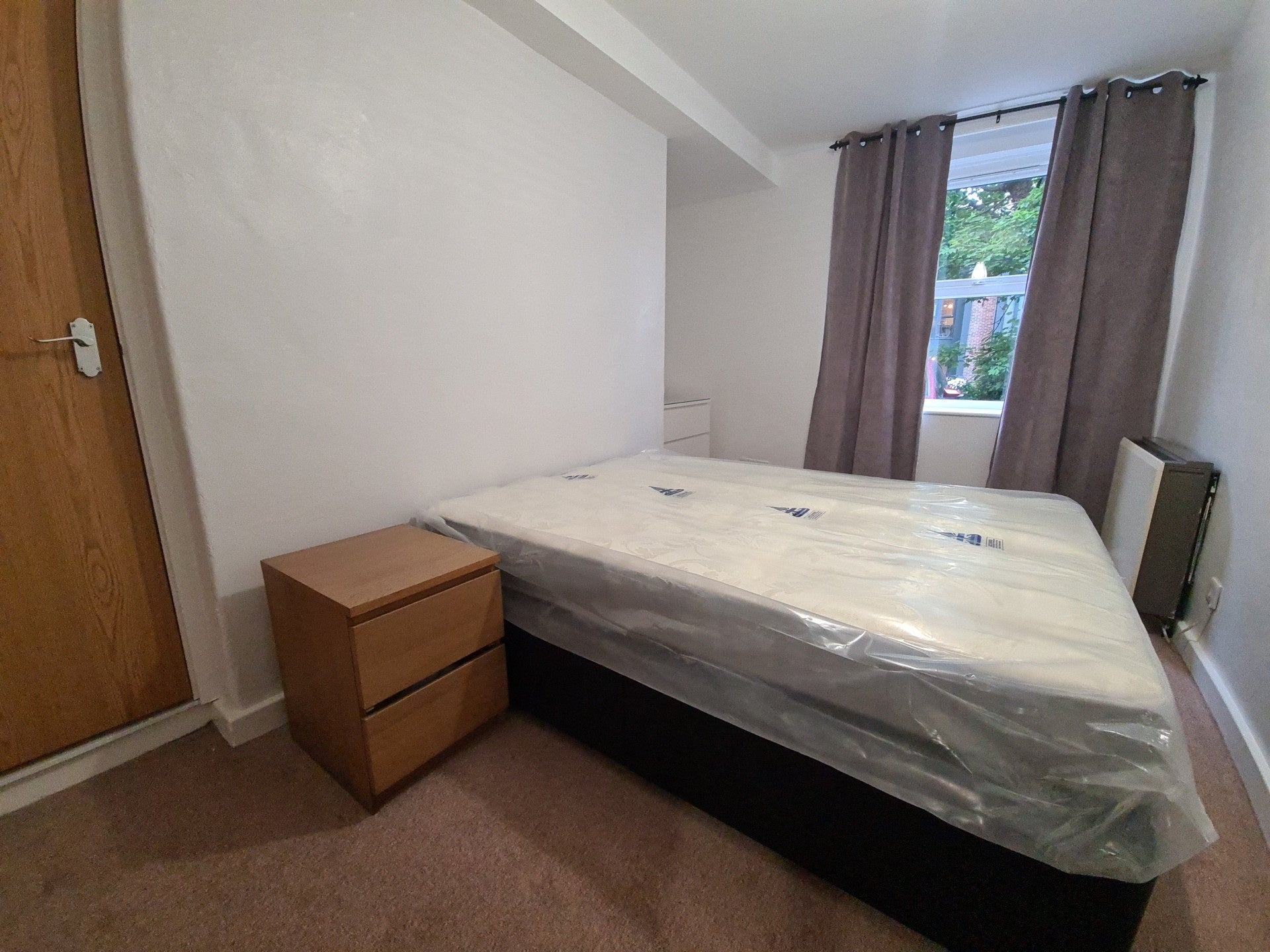 Flat Moorland Avenue in Leeds