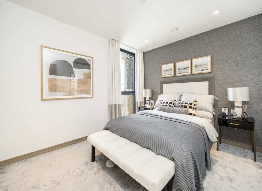 Flat Lodge Road in City of Westminster