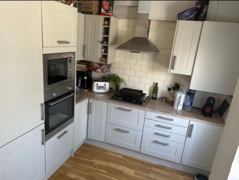 Room Ashford Road in Greater London