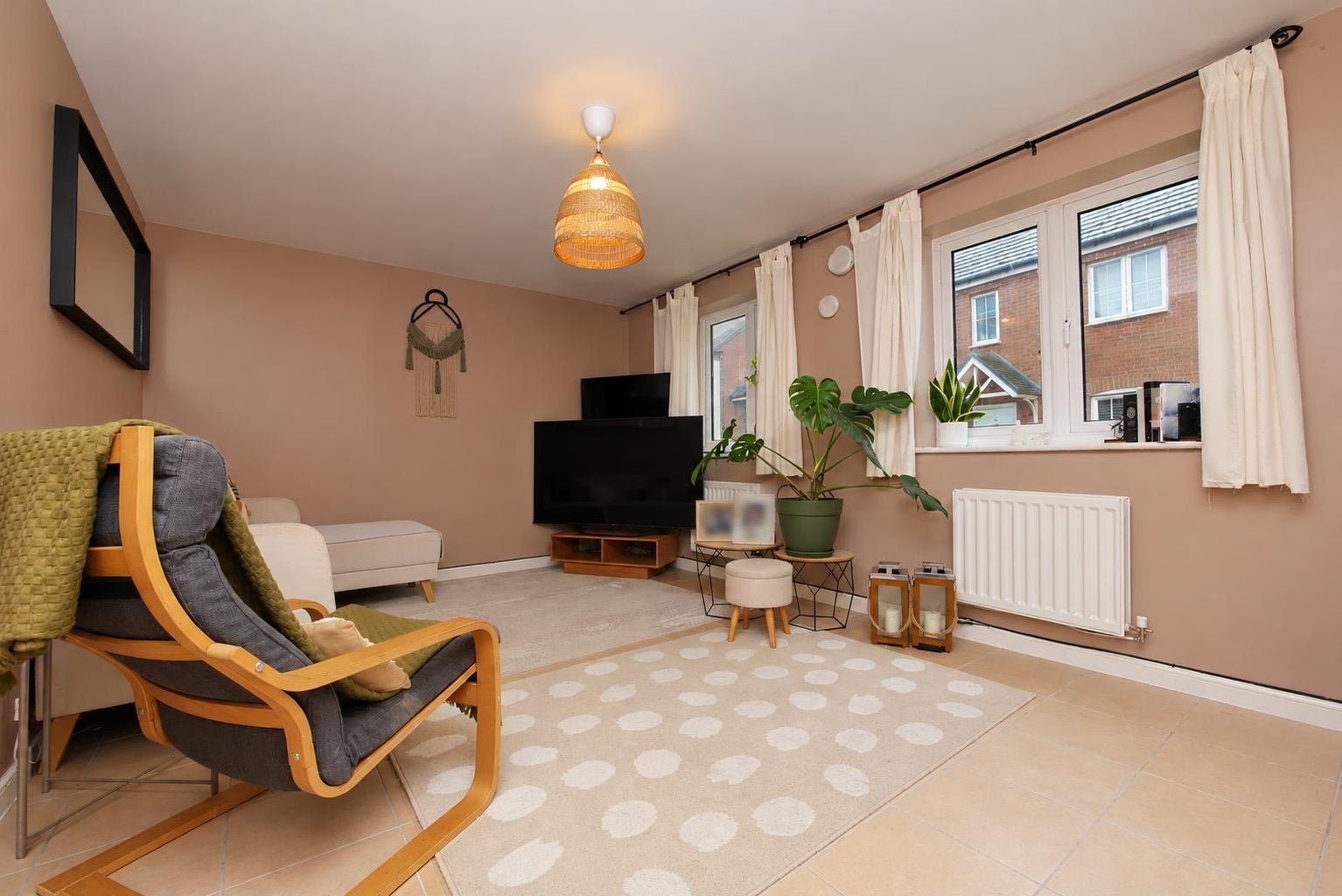 House Villa Road in Vale of White Horse