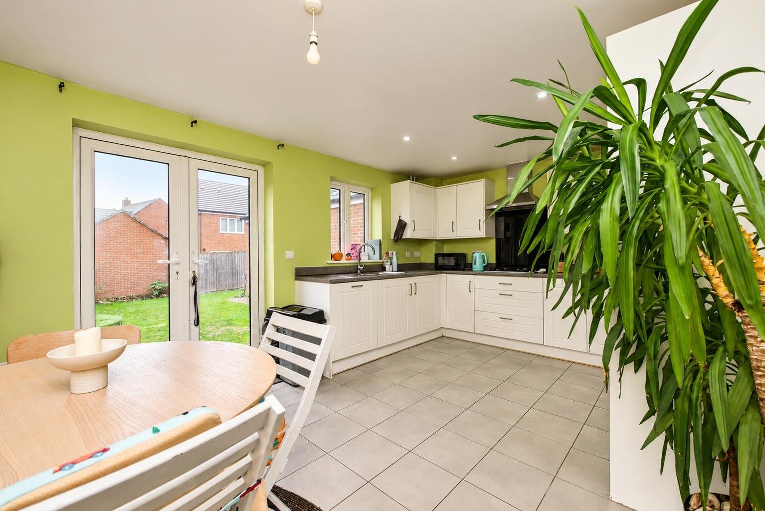 House Villa Road in Vale of White Horse