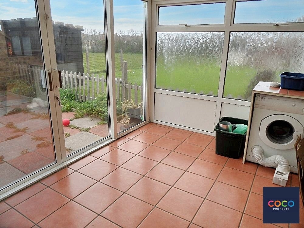 House Cheyne Close in Southwell